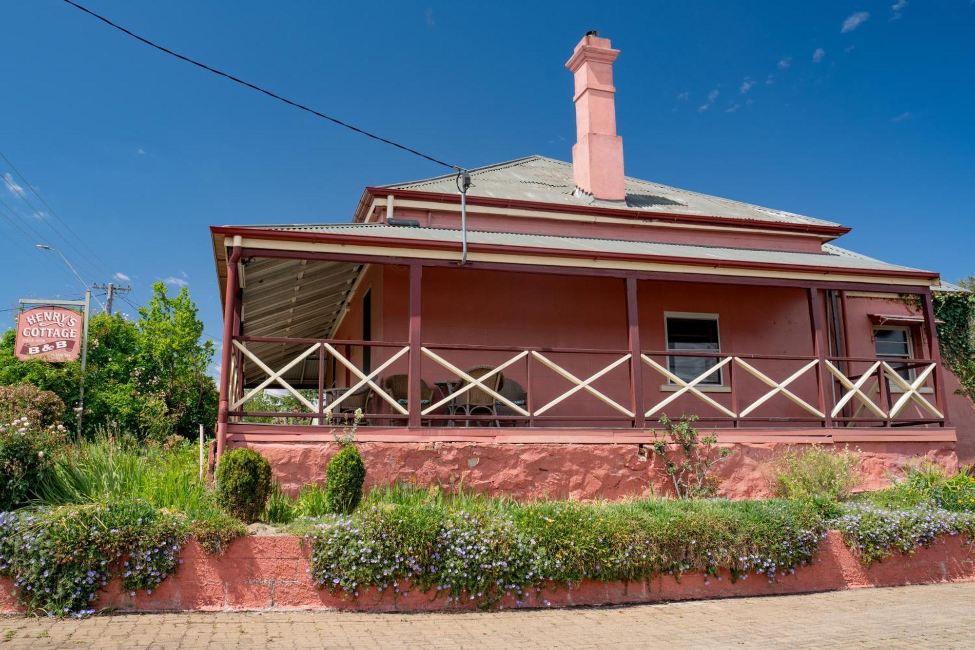 The Henry Parkes Tenterfield Buitenkant foto